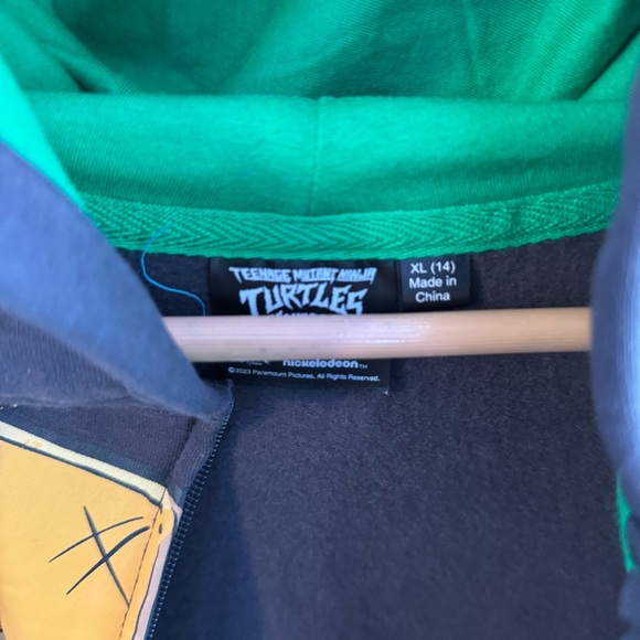 New Kids Ninja Turtle Hoodie - Dark Gray and Green Size XL (14) - Picture 5 of 9